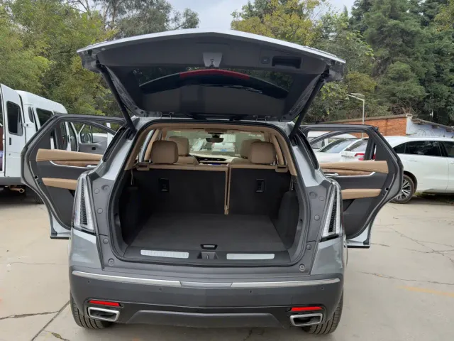 Cadillac XT5 — Фото автомобиля 13