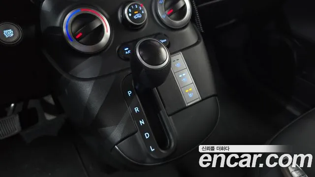 Hyundai Casper Casper Essential Light — Фото автомобиля 9