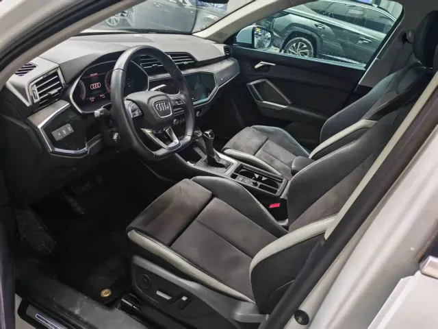 Audi Q3 — Фото автомобиля 12