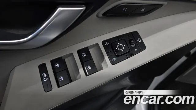 Kia Niro Niro (New) — Фото автомобиля 28