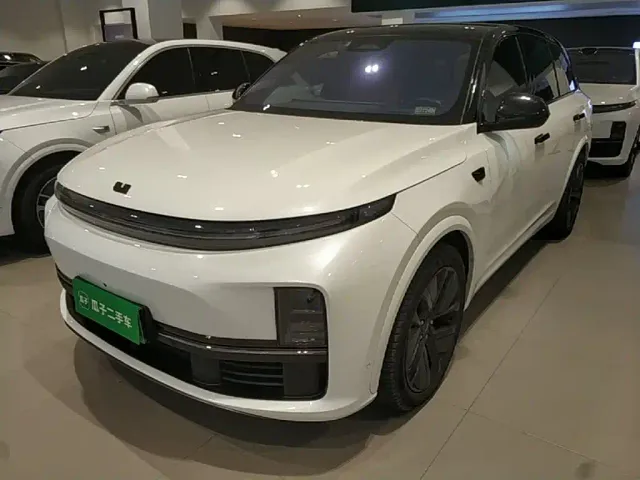 Фотография автомобиля — Li Auto L7