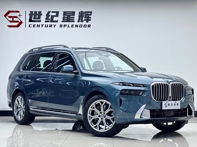 BMW X7 — Фото автомобиля 2