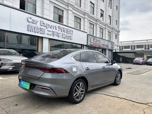 BYD Qin PLUS — Фото автомобиля 5