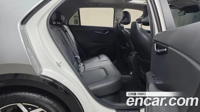Kia Niro The All New Niro Signature — Фото автомобиля 11