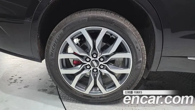 Cadillac XT6 — Фото автомобиля 5