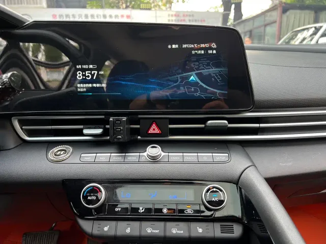 Hyundai Elantra — Фото автомобиля 14
