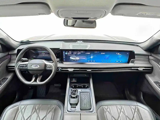 Ford Edge — Фото автомобиля 10