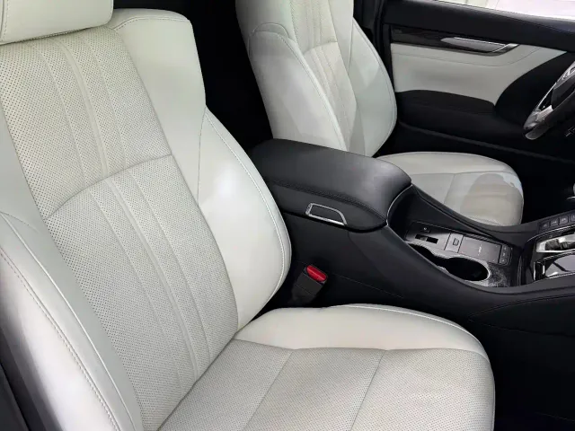 Lexus LM — Фото автомобиля 16