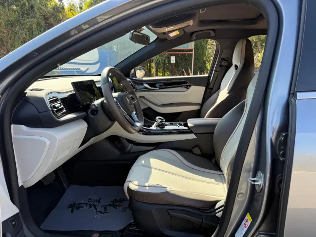 BYD Qin PLUS — Фото автомобиля 8