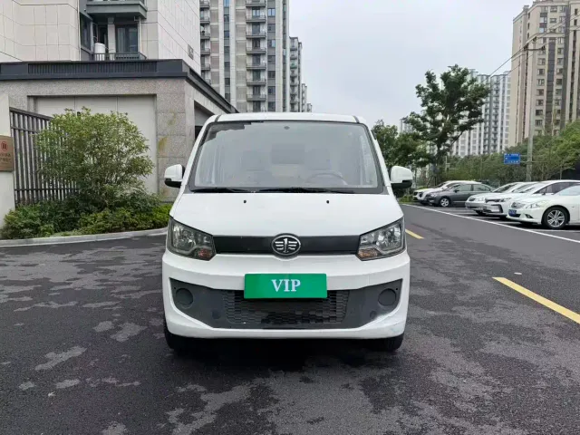 FAW JiaBao V80 — Фото автомобиля 2
