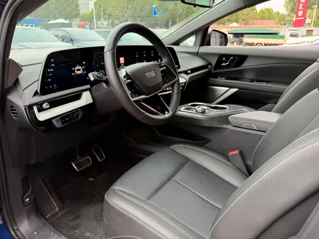 Cadillac Optiq — Фото автомобиля 7