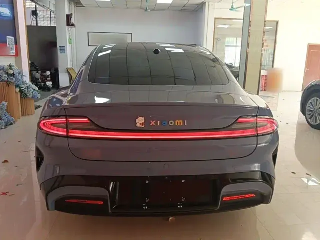 Xiaomi SU7 — Фото автомобиля 5