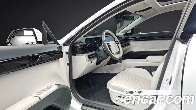 Hyundai Grandeur GN7 — Фото автомобиля 15