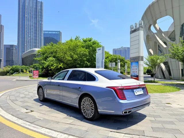 Hongqi H9 — Фото автомобиля 9