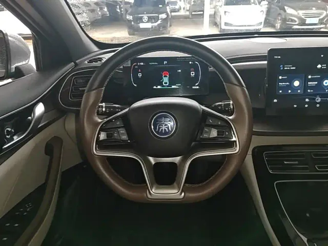 BYD Qin PLUS — Фото автомобиля 10