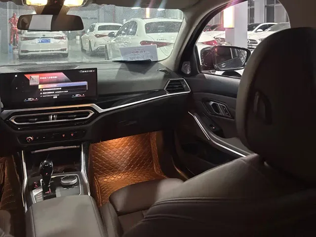 BMW 3 Series — Фото автомобиля 9