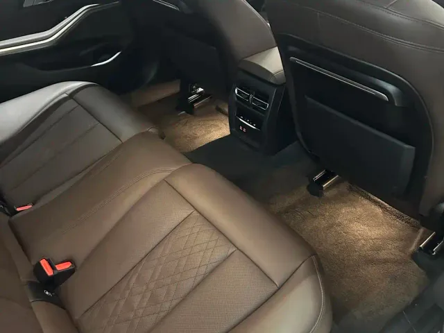 BMW 3 Series — Фото автомобиля 6
