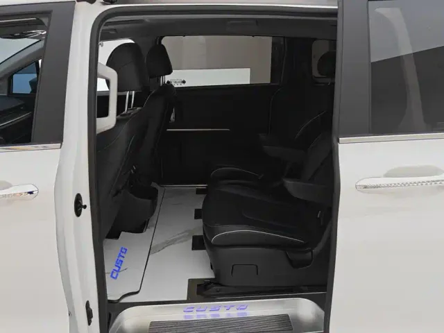 Hyundai Custo — Фото автомобиля 11