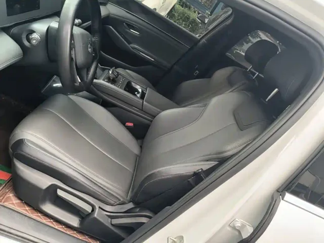 BYD Qin L — Фото автомобиля 14