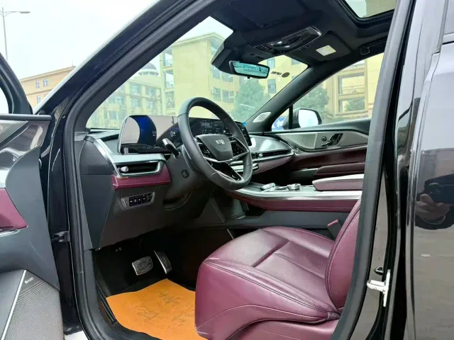 Cadillac XT5 — Фото автомобиля 4