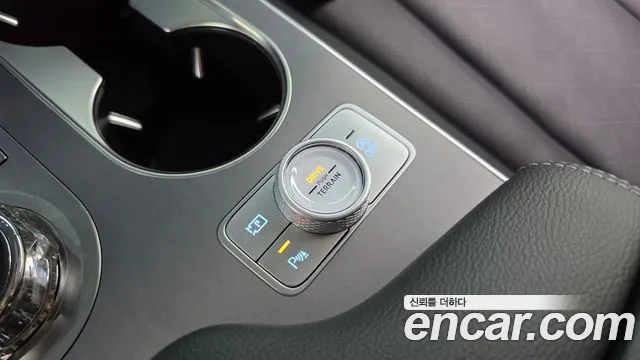 Genesis GV80 — Фото автомобиля 30