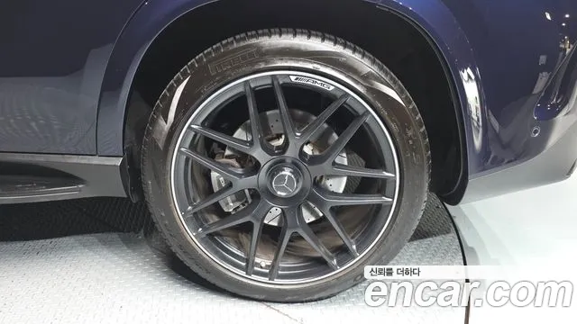 Mercedes-Benz GLE-Class — Фото автомобиля 19