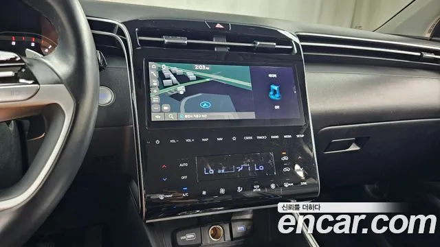 Hyundai Tucson Tucson (NX4) Дизель 2.0 2WD — Фото автомобиля 13