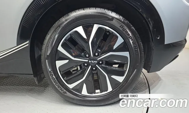 Kia EV6 — Фото автомобиля 6