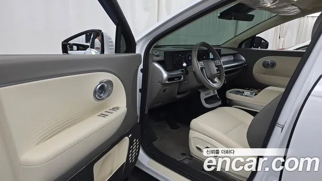 Hyundai Ioniq9 — Фото автомобиля 10