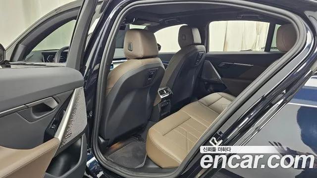 BMW 5-Series — Фото автомобиля 10