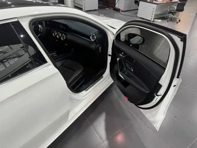Mercedes-Benz A-Class — Фото автомобиля 22