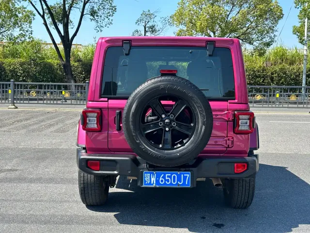 Jeep Wrangler — Фото автомобиля 5