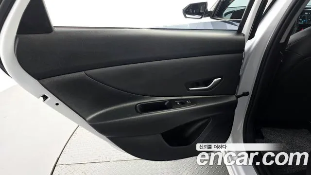 Hyundai AVANTE Новый Avante (CN7) — Фото автомобиля 22