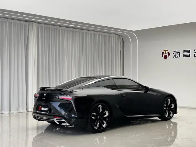 Lexus LC — Фото автомобиля 17