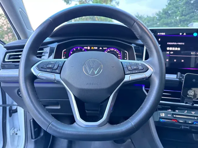 Volkswagen Sagitar — Фото автомобиля 17