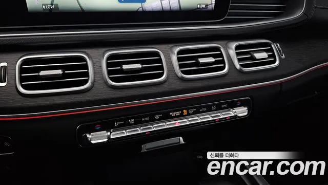 Mercedes-Benz GLE-Class — Фото автомобиля 19