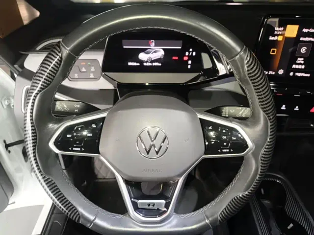 Volkswagen ID.3 — Фото автомобиля 10