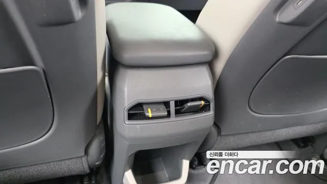 Kia EV3 — Фото автомобиля 30