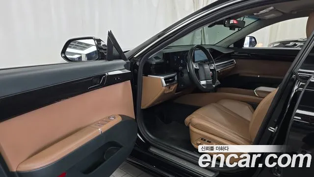 Hyundai Grandeur Grandeur (GN7) 2.5 Бензин 2WD — Фото автомобиля 10