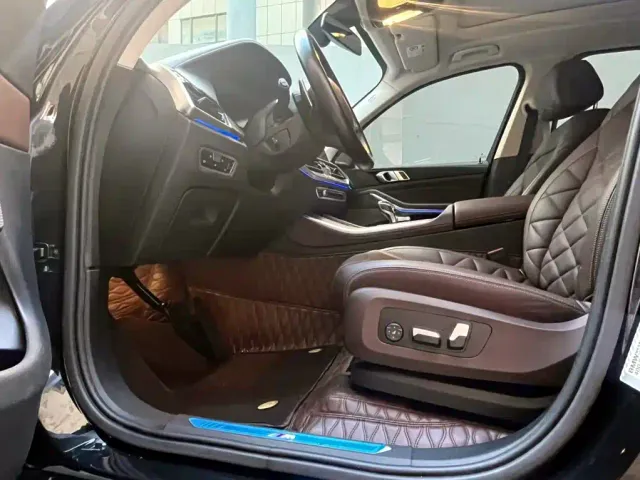 BMW X5 — Фото автомобиля 9