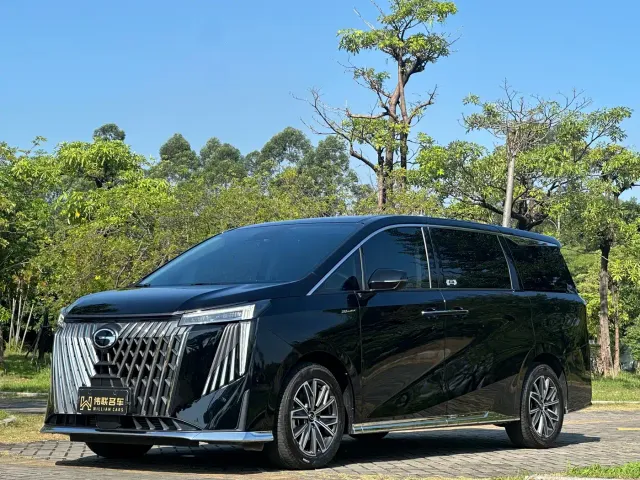 Фотография автомобиля — GAC Trumpchi M8