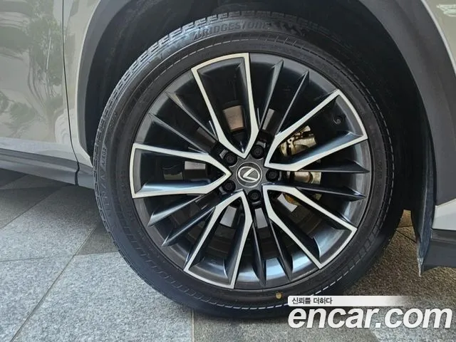 Lexus NX 2nd Gen — Фото автомобиля 5
