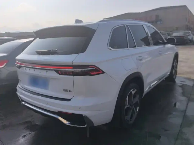 Geely Xingyue L — Фото автомобиля 4