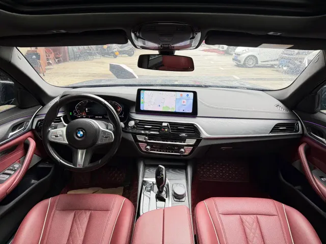 BMW 5 Series — Фото автомобиля 5