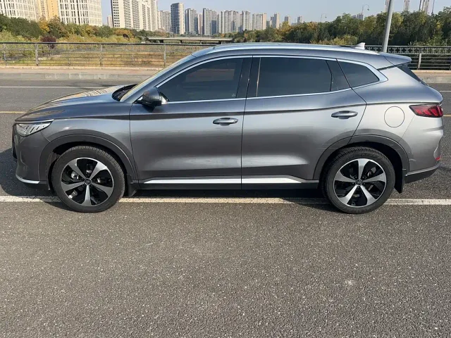 BYD Song PLUS — Фото автомобиля 10