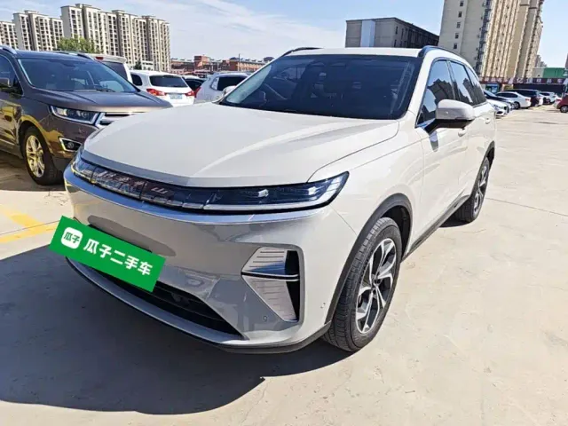 Фотография автомобиля — Haval Xiaolong MAX