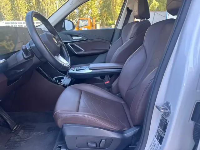 BMW X1 — Фото автомобиля 14