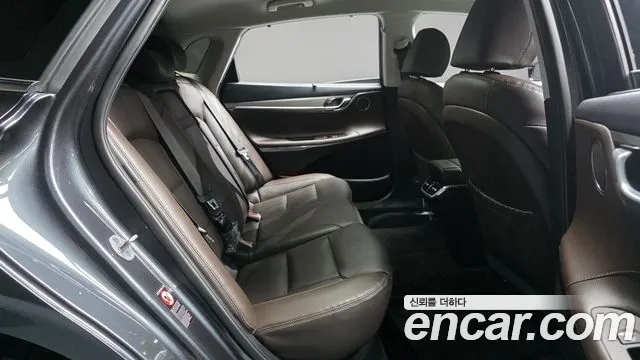 Hyundai Grandeur New — Фото автомобиля 17