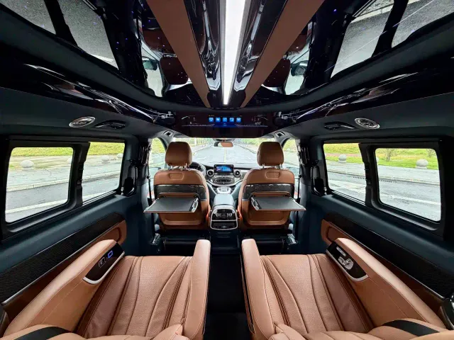 Mercedes-Benz V-Class — Фото автомобиля 15