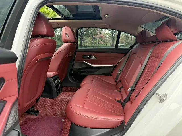 BMW 3 Series — Фото автомобиля 6